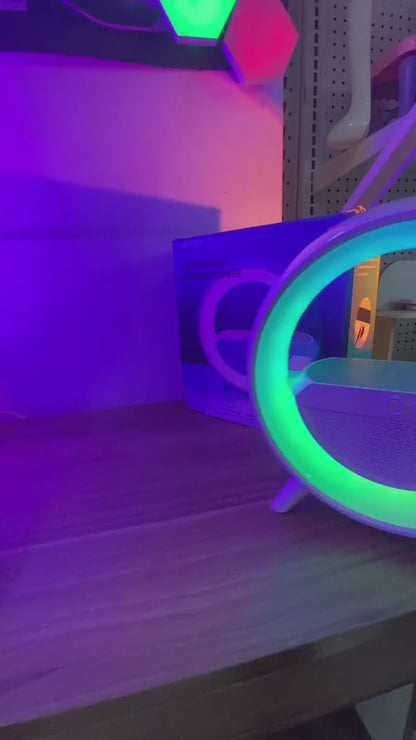 Lámpara Speaker LED con Cargador Inalámbrico 3 en 1